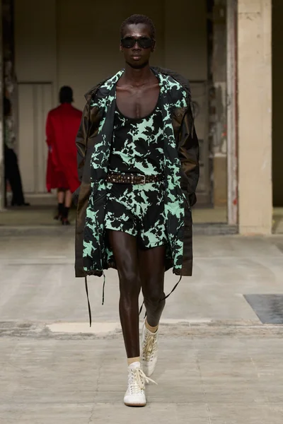Look 47